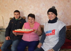 "Молодая Гвардия" Морозовска провела в феврале ряд благотворительных акций