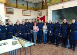 Военнослужащие срочной службы посетили морозовский краеведческий музей