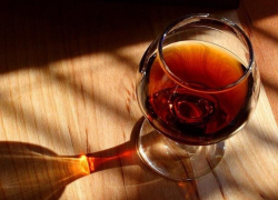 56 смертельных случаев отравления некачественным алкоголем зарегистрировано на Дону в 2020 году