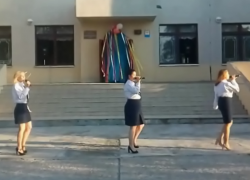 После долгого перерыва в Морозовске выступила вокальная группа "Виктория"