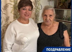 В школе №1 отметили 90-летие легендарного учителя физкультуры Лидии Голубцовой