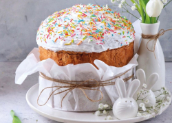 Куличи к Пасхе от 30 рублей уже ждут вас в магазинах "Колос"