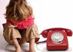 Детский телефон доверия на Дону работает ежедневно и круглосуточно