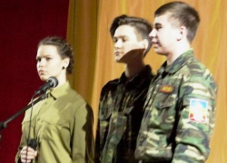 Детей войны и героев Ленинграда вспоминали кадеты, школьники и солдаты в Морозовске