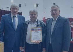 Сергею Хлебникову присвоено звание "Почётный гражданин Морозовского района"