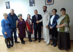 "Налажен прекрасный диалог между властью и народом, нужно продолжать укреплять эту связь", - жители хутора Великанов