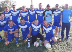 Ужасные погодные условия и судья команды противников повлияли на результаты футбольного матча в Морозовске