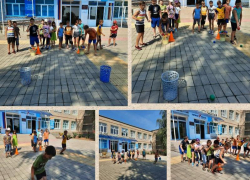 Веселыми эстафетами и ритмичной зарядкой отметили День физкультурника в детском лагере школы №4