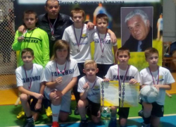 Боевой турнир в Цимлянске принес "Каменке" из Морозовска новый кубок