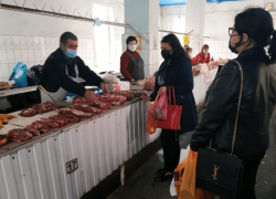 В Морозовске проходят рейды по соблюдению масочного режима на предприятиях потребительского рынка 