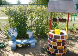 Родители детсадовцев устроили во дворе "Звездочки" сказку