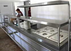 Донские школьники-льготники на дистанционном обучении смогут получать бесплатное питание на дом