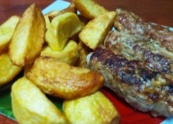 Что приготовить на новогодний стол: корреспондент "Блокнот Морозовск" предложила рецепт мясных "пальчиков" с сыром 