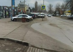 Вопрос об увеличении длины искусственной дорожной неровности на улице Подтелкова рассмотрят в 2023 году 