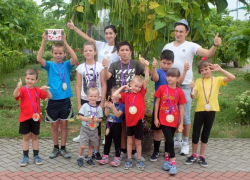 Веселый пикник для детей из приюта устроили районная администрация и РДК в Морозовске