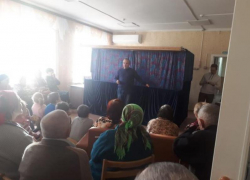 Прихожане волгодонской общины православных христиан посетили центр социальных услуг в Морозовске