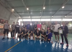 Жаркие волейбольные баталии прошли в Морозовске