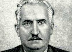 Улица Морозовска носит его фамилию: Иван Михайлович Мухоперец из хутора Рязанкин был командиром Морозовско-Донецкой дивизии 