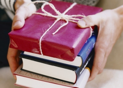 Акция «Дарите книги с любовью» пришла в Морозовск