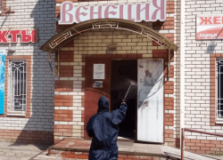 Дезинфекцию общественных территорий провели на территории Морозовского района