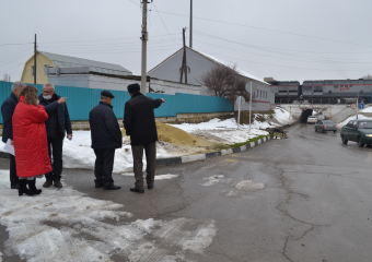 Строительство объездной дороги в восточной части города и подземного перехода для пешеходов обсудили в Морозовске