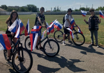 Праздничный велопробег в День России прошел в Морозовске на стадионе "Олимп"