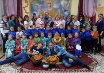 Самые юные казачата выступили на празднике Покрова в своем детском саду