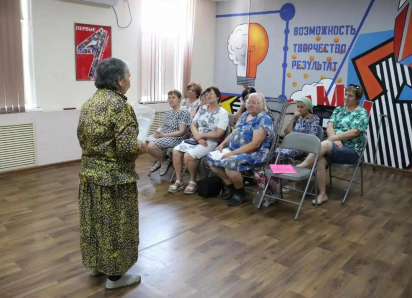 Песни, стихи и летнее настроение: в Морозовске прошла особенная встреча