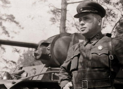 Как танковый корпус Василия Баданова протаранил фронт противника и вышел из окружения во времена ВОВ