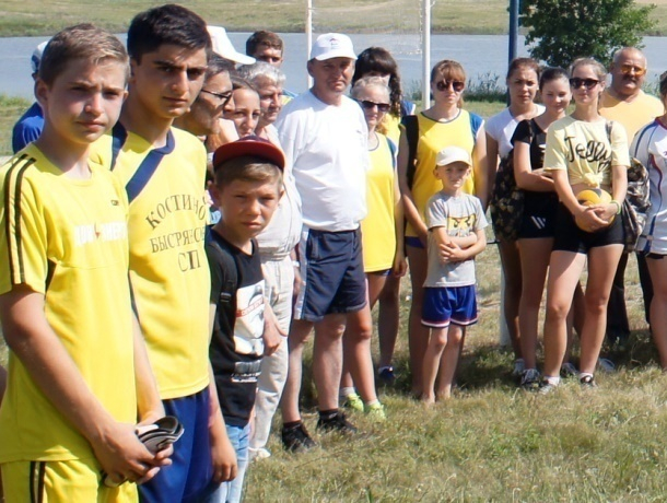 Обладателем молодежного кубка в сильную жару стала сборная Костино-Быстрянского сельского поселения