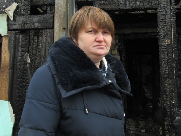После пожара у семьи Мельниковых в Морозовске остался только пылесос и гуси - остальное сгорело или пришло в полную негодность