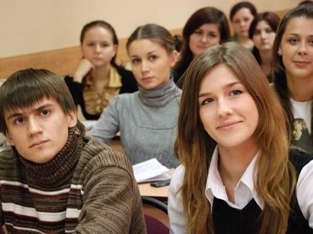 Будущим студентам из Морозовска предложили обучаться в юридических институтах для работы в прокуратуре