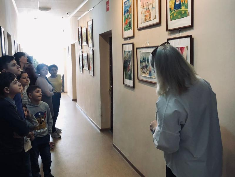 Ребята из социального приюта Морозовского района посетили Детскую школу искусств