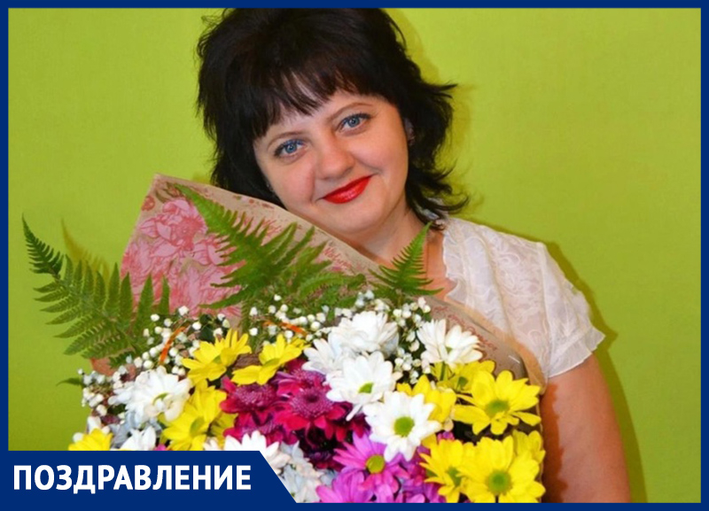 Ирину Владимировну Усову с юбилеем поздравила дочь