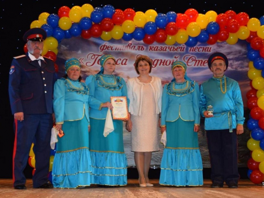 В фестивале «Голоса Родной степи V» помимо Морозовских казачьих коллективов приняли участие и гости из Цимлянского района
