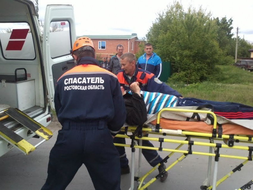 Спасателям в Морозовске 4 мая после ДТП пришлось деблокировать водителя и пассажира легковушки