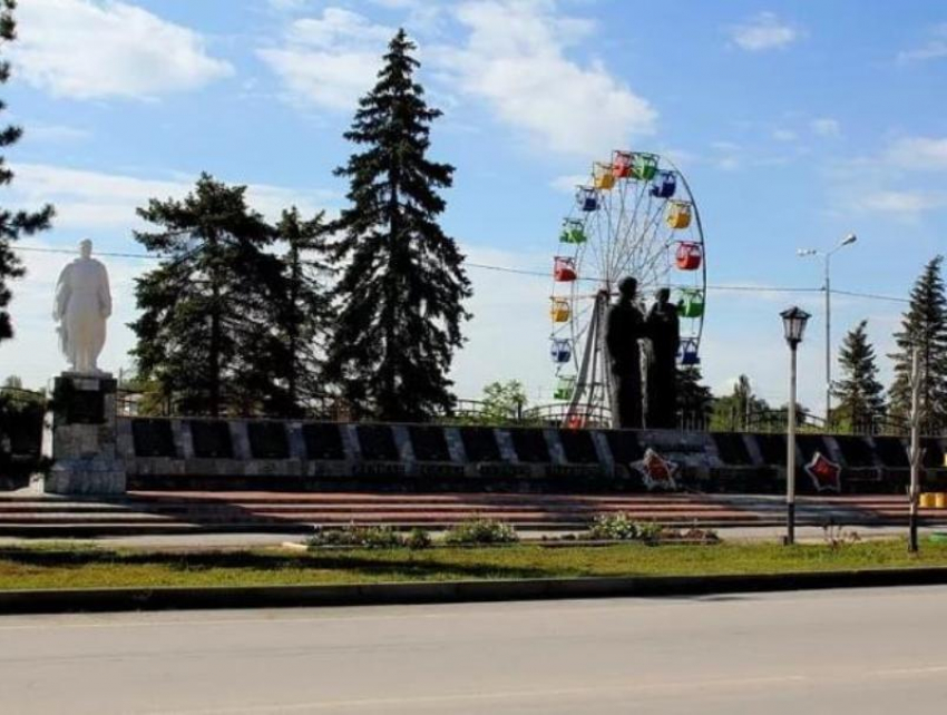 Морозовчан поздравили с 79 -й годовщиной со дня образования города 