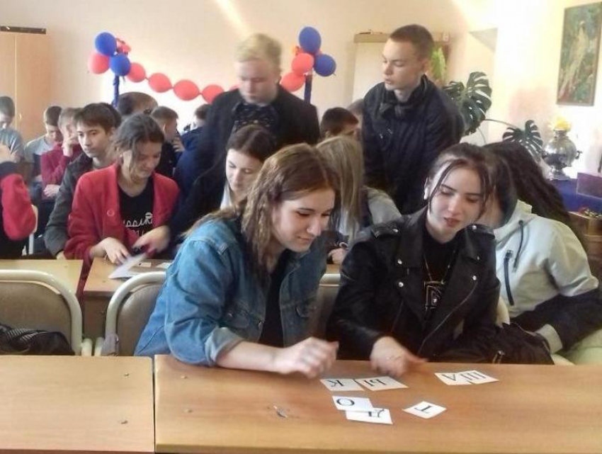 Лекцию о вреде курения провели для студентов Морозовского агропромышленного техникума