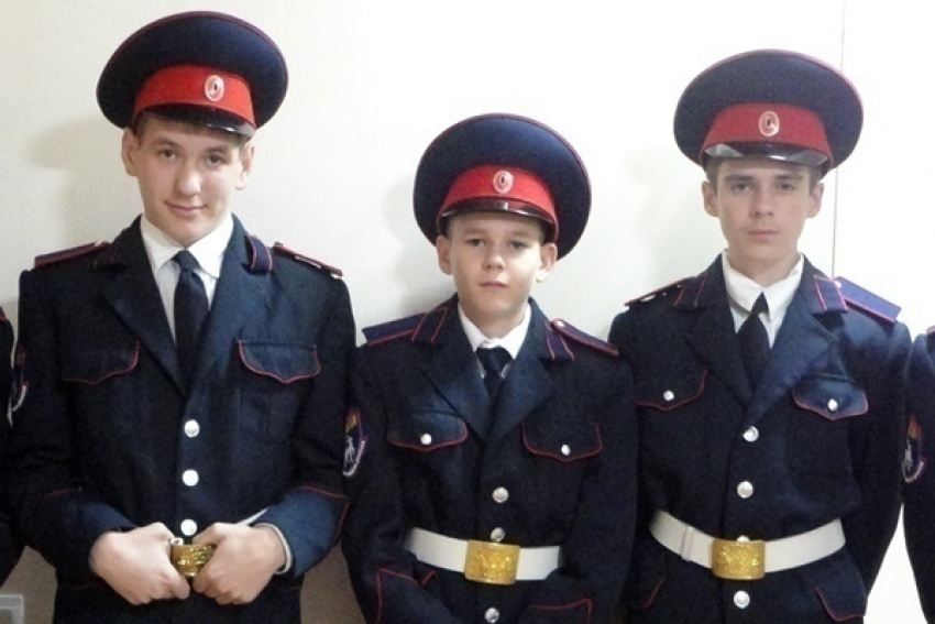 Ученики школы №6 Морозовска вне зачета участвовали во всероссийской военно-спортивной игре «Казачий сполох»