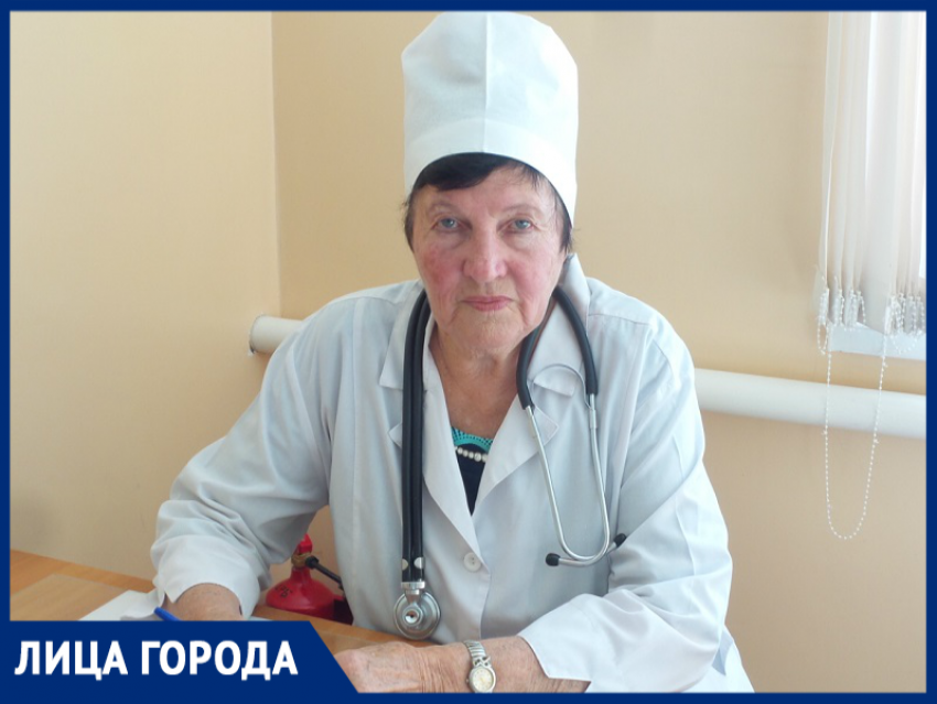 Более 55 лет отдала медицине и лечению маленьких пациентов заслуженный врач РФ из Морозовска Валентина Попова