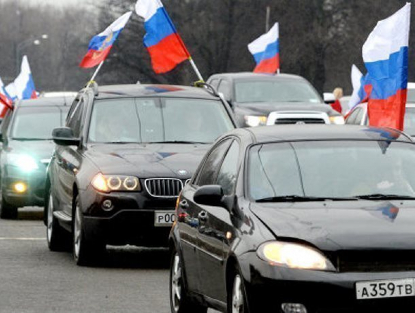 Маршрут автопробега ко Дню российского флага в Морозовске изменился