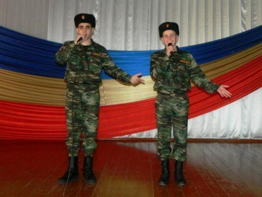«Слава Богу, что мы казаки»: в кадетском корпусе Морозовска вспомнили жертв геноцида начала XX века