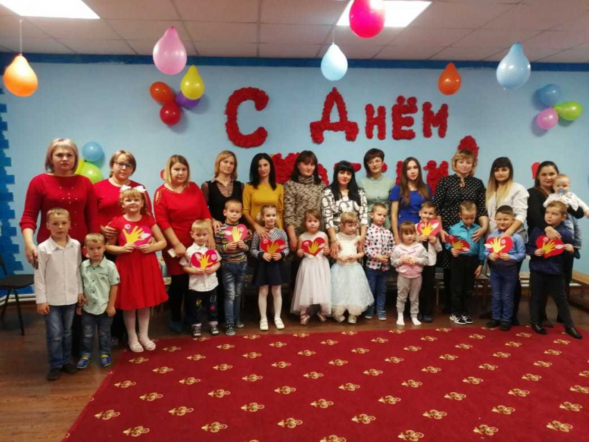Мамы активно участвовали в празднике День матери в хуторе Морозов
