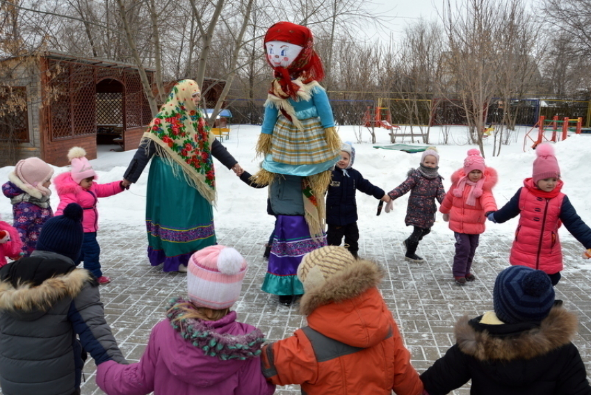 «Объедуху», «Сахарные уста», «Веселую касаточку» отметили в казачьем детском саду Морозовска