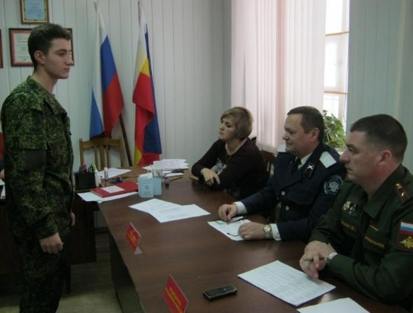 Постановка юношей-казаков на воинский учет в Морозовске уже началась