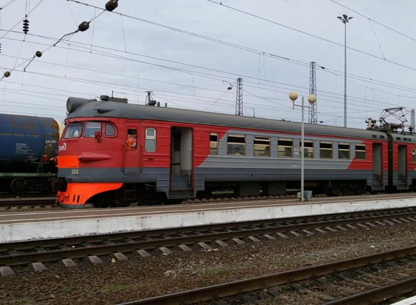 Организация пригородного железнодорожного сообщения Морозовская - Волгодонская находится в стадии дальнейшей проработки, - гендиректор СКППК