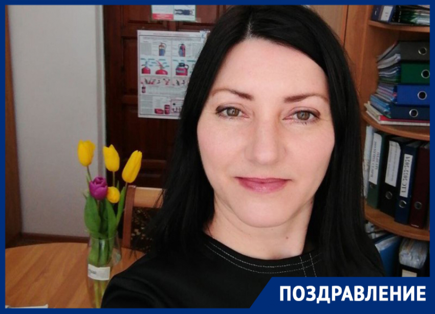 Она помогает мечтам сбываться: в Морозовске отметили юбилей Ольги Гороховой