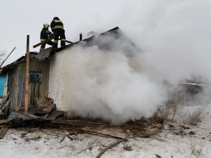 Пожар в поселке Озерный Морозовского района унес одну жизнь