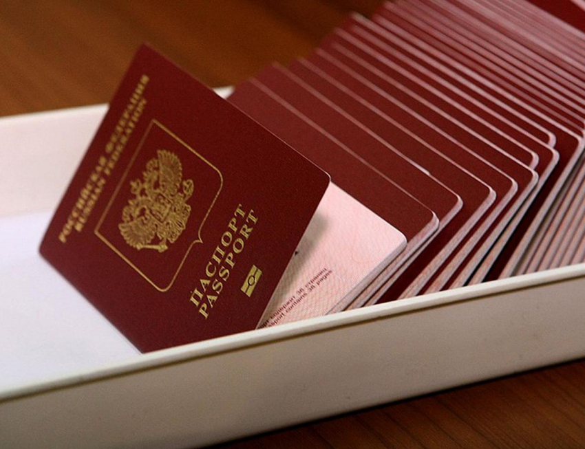 Заявление на получение паспорта или загранпаспорта морозовчане могут подать через Интернет