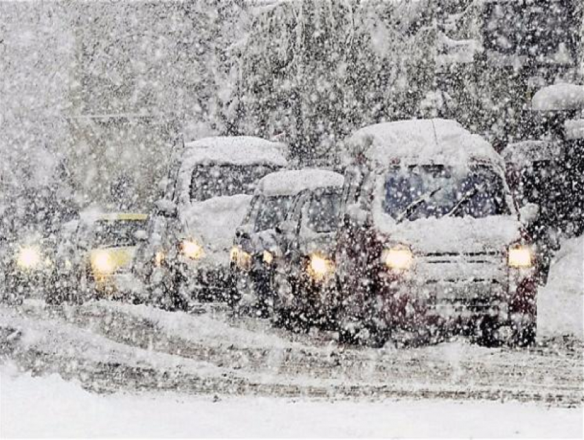 Настоящий снежный буран должен начаться в Морозовске к вечеру 24 декабря
